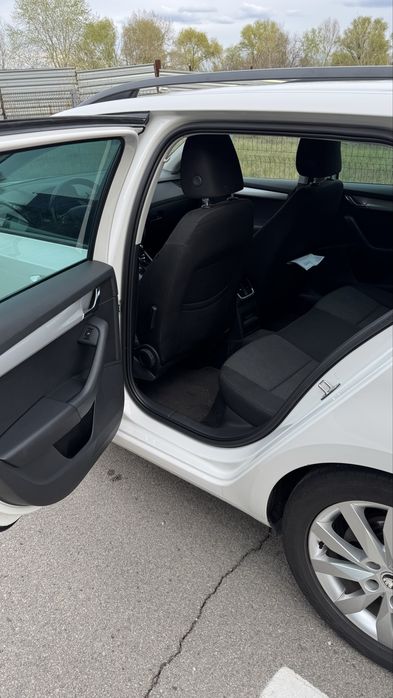 Skoda Octavia A7 1.8 (не крашена)