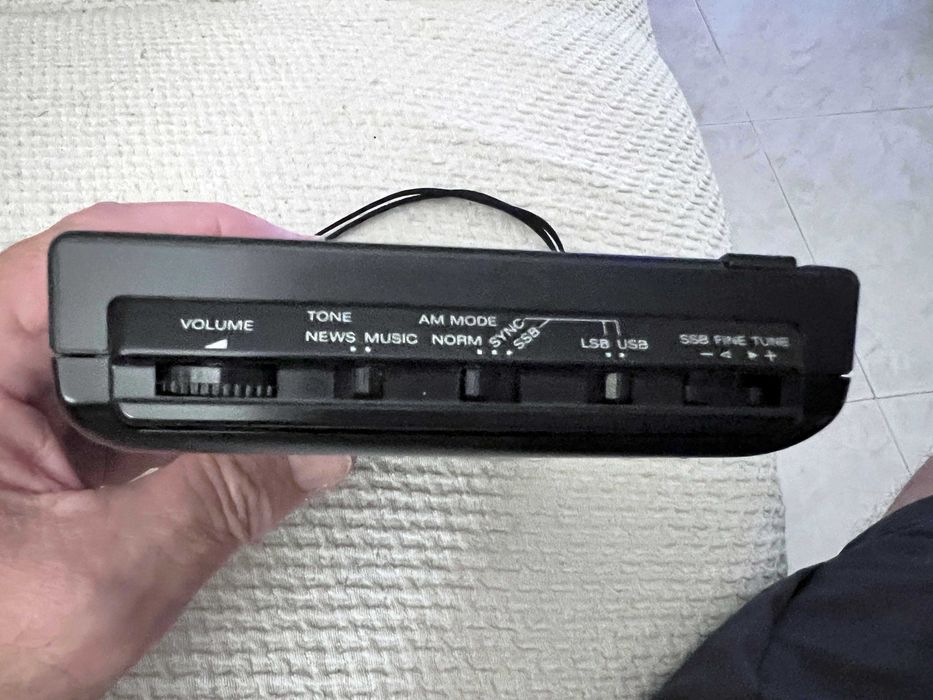 Rádio Sony ICF-SW7600G AM/FM/SW