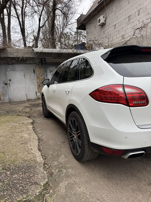 PORSCHE Cayenne 2014