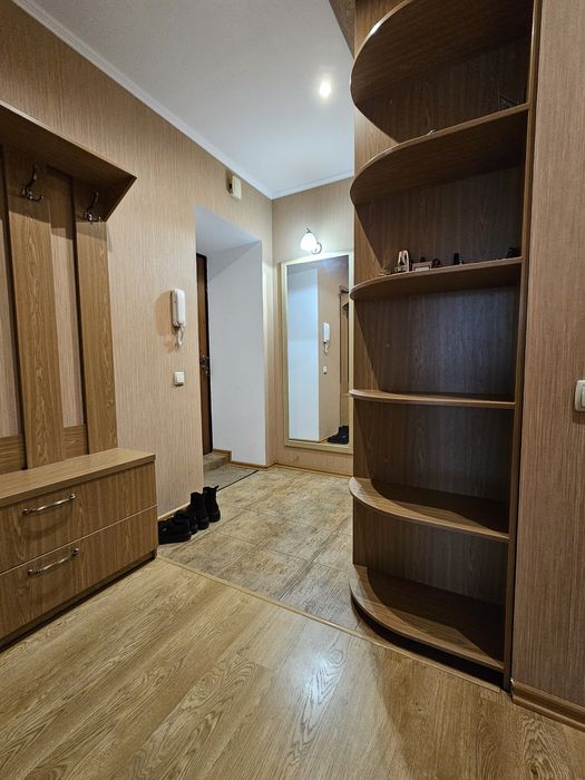 Продам 3 к квартиру на Тополе в кирпичном доме