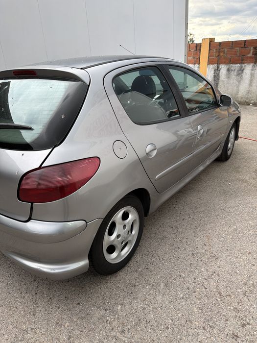Peugeot 206 2000 hdi — photo 3