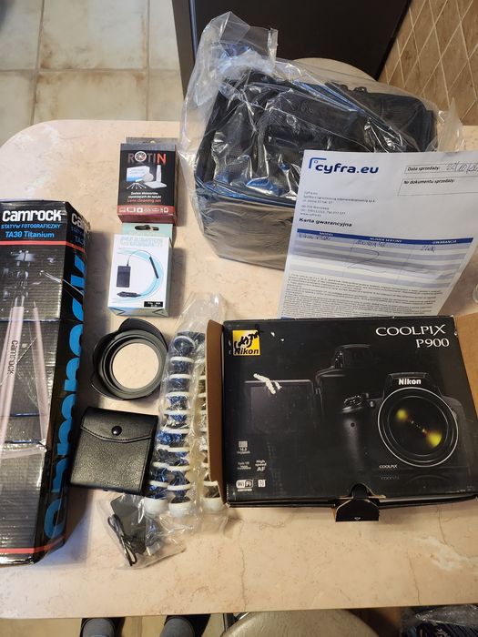 Nowy aparat Nikon900 + akcesoria
