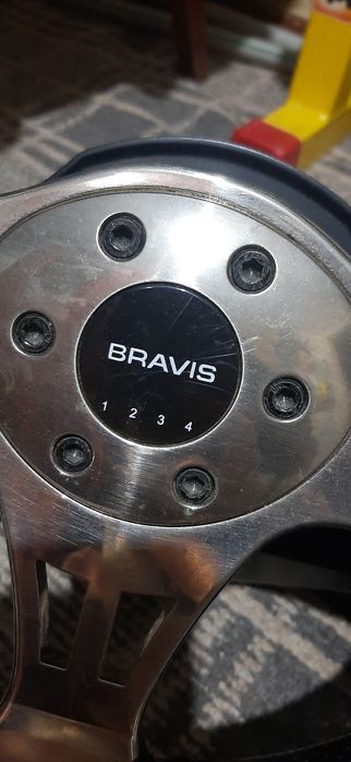Ігровий руль Bravis