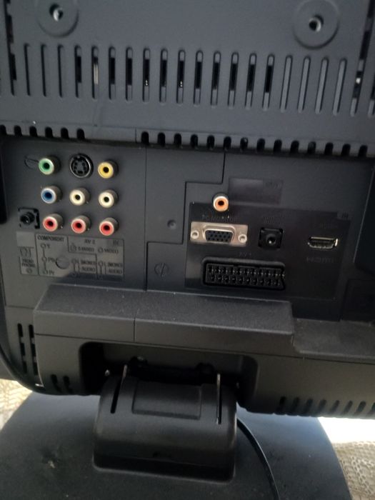 Telewizor Orion 22 cale  +dekoder DVB-T 2