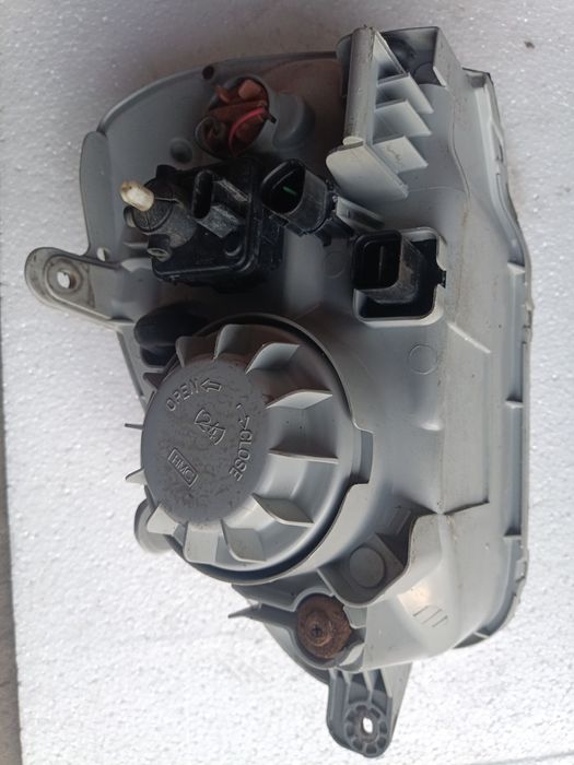 Фара передня santa Fe 2001-2006