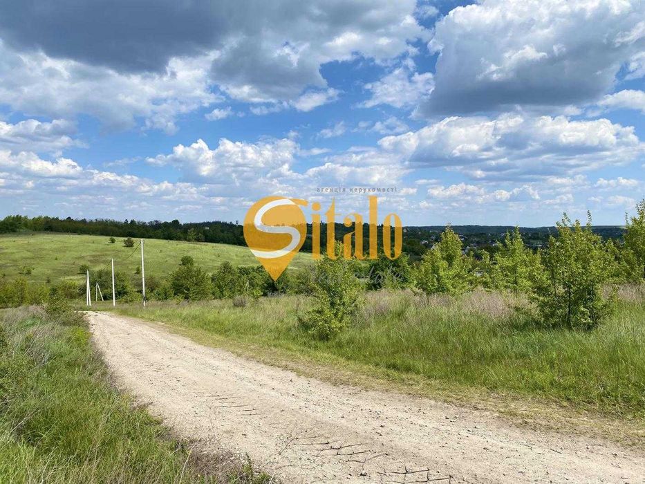 Велика ділянка  з панорамним видом під котеджне містечко в Гвоздові