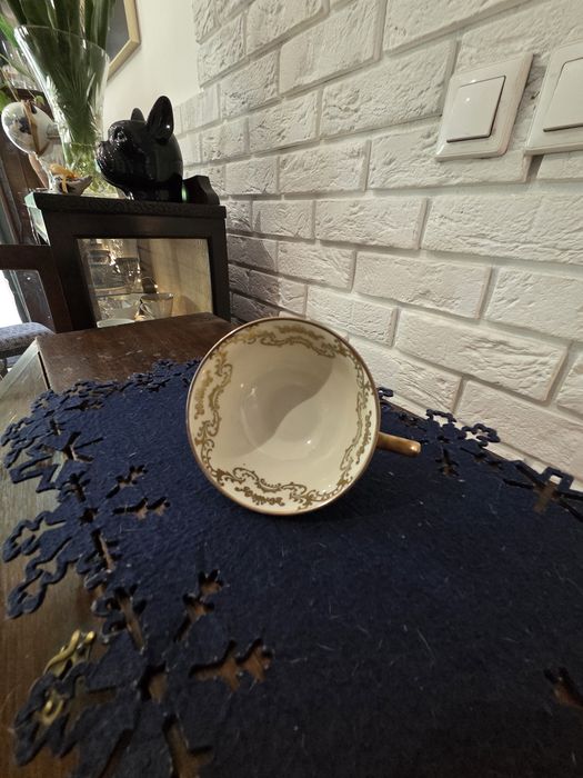 Niemiecka porcelanowa filażanka