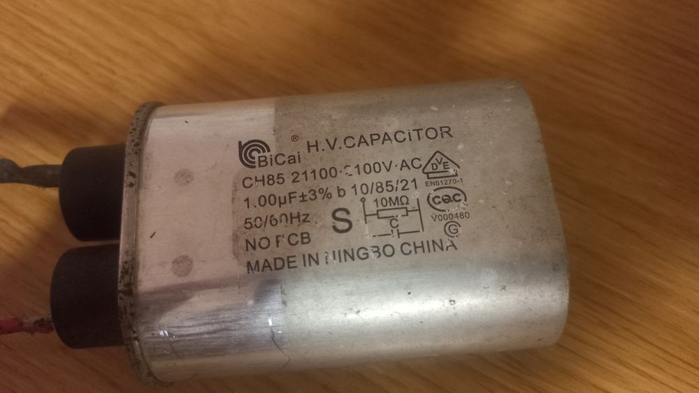 Condensador HV CH85 2100V AC 1uF 10/85/21