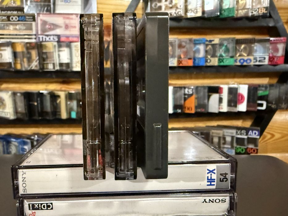 Продам лот(3шт)аудио кассет SONY