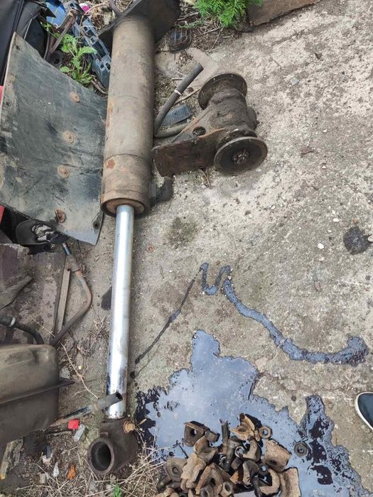 Целиндер Подъёма Кузова