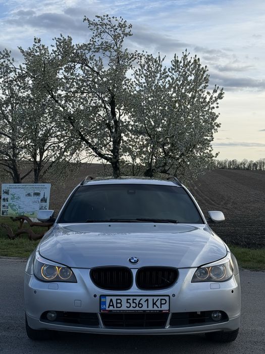 Продам БМВ Е61 525i