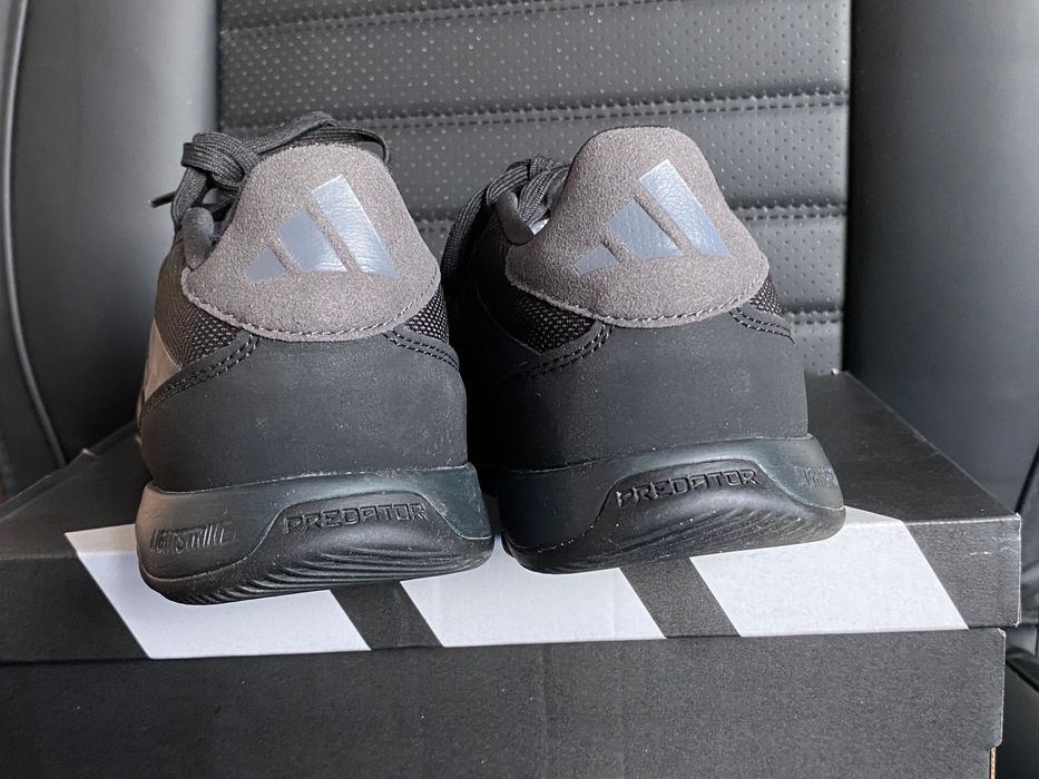 Adidas Predator 41 (25,5cm) buty piłkarskie halowki