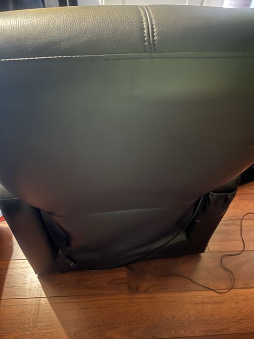 Fotel z masażem rozkładany