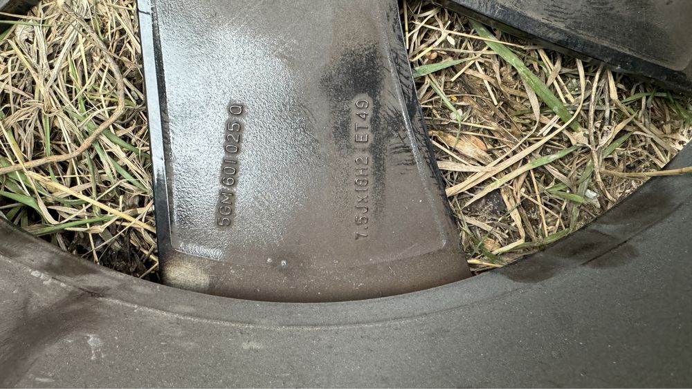 Диск volkswagen golf gti 7.5 рест R18 7,5j et49 колесо гольф гти гтi