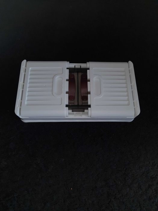 Plastikowy pojemnik magazynowy balkon łazienka