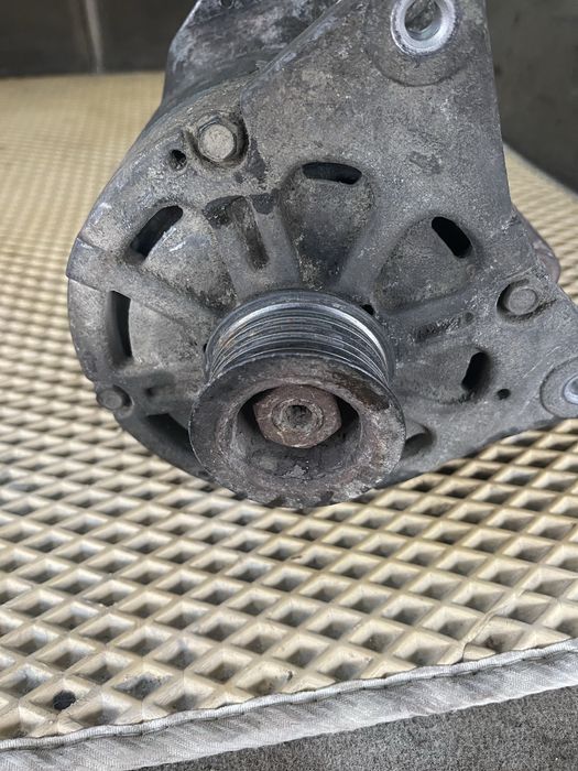 Продам генератор туарег 3,2 газ/бенз