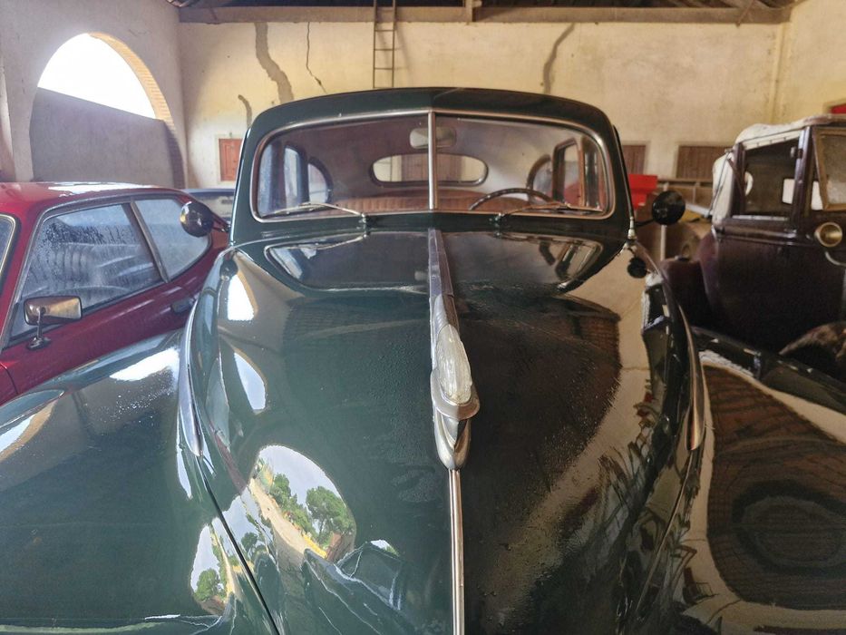Plymouth super deluxe 1946