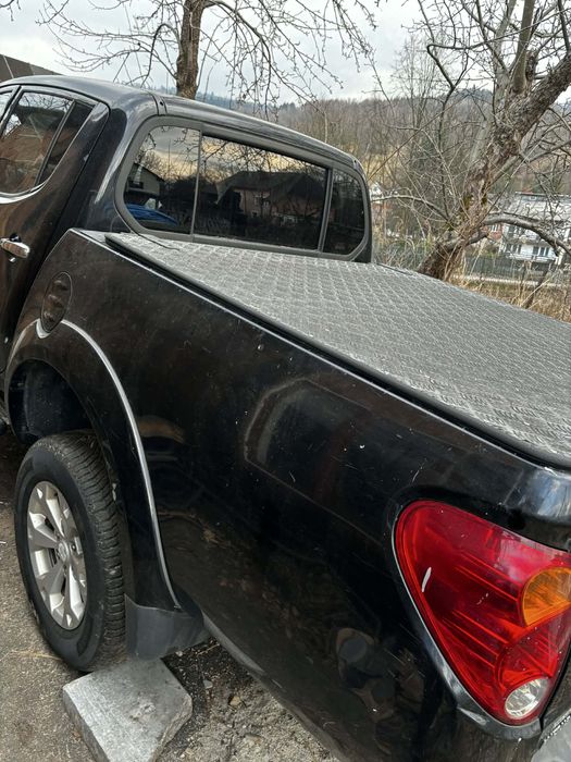 Mitsubishi l200 częsci