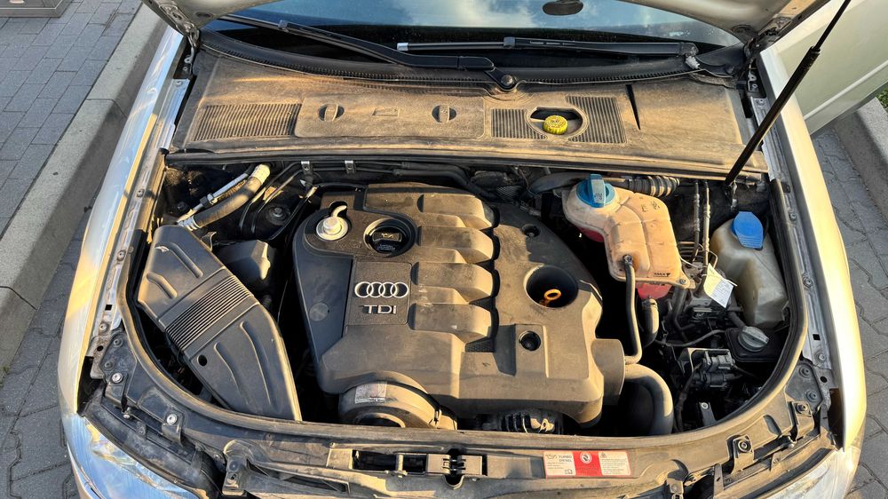Audi A4 B6 Avant 1.9 TDI 2003 manual