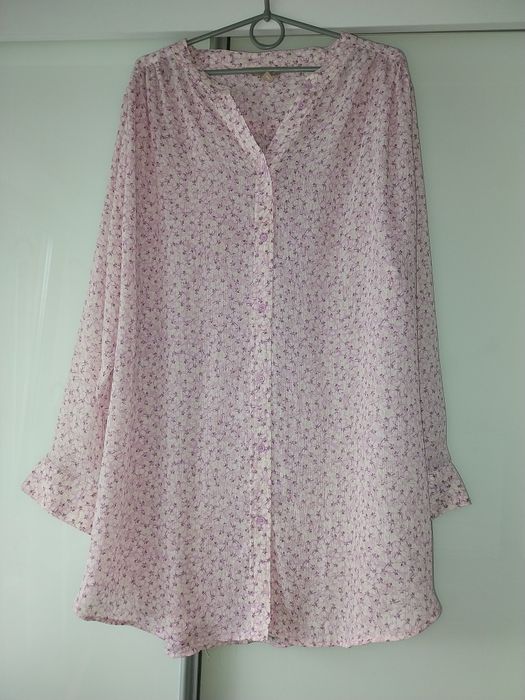 Kwiecista łączka H&M bluzka