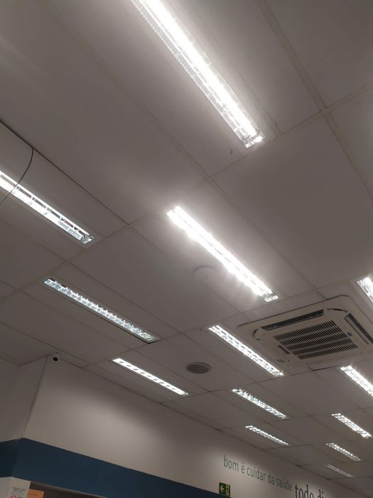 Instalações Elétricas e manutenção, residencial e comercial.