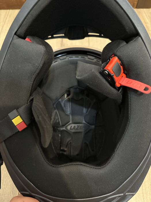 Kask Lazer Rafale Evo Z-Line i rekawice SHIMA X-Breeze 2