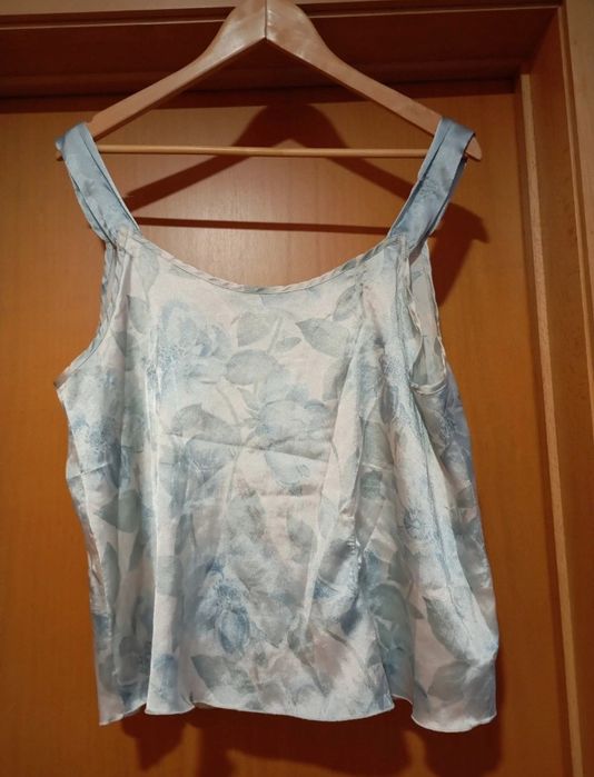 Top de alças estampado