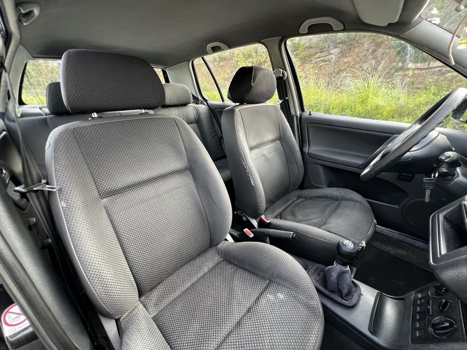 Volkswagem Polo 1.0 Gasolina