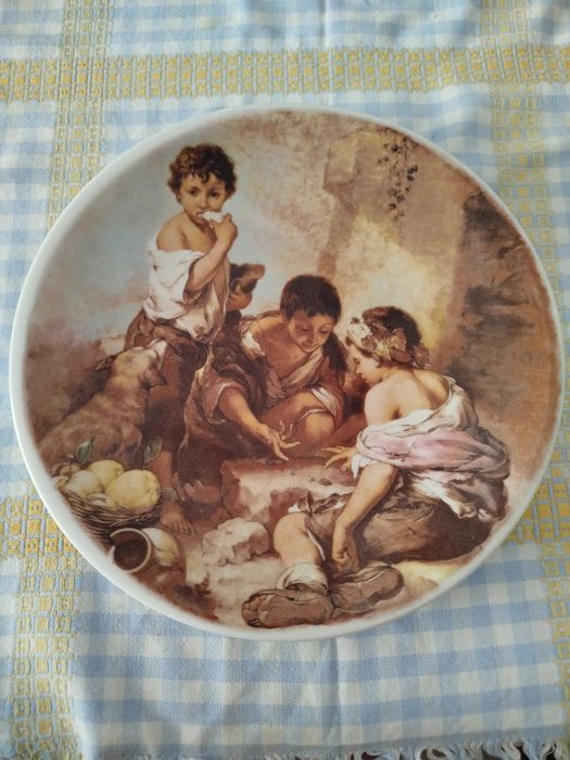 Prato decorativo antigo Esteban Mauríllo