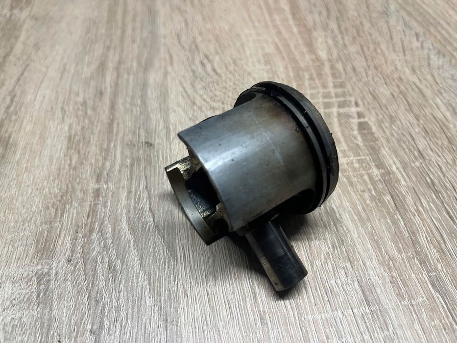 Stihl 08 08S Cylinder Tłok Komplet