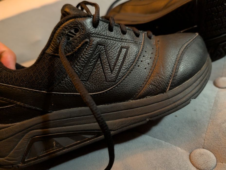 Buty damskie skórzane New balance 928v2