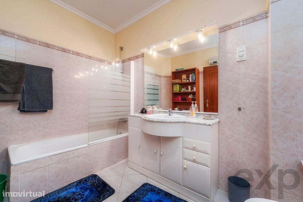 Apartamento T3 no centro de Olhão.