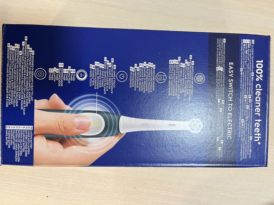 Електрична зубна щітка Oral-B iO Series 2 Clean & Care Лісово-зелена