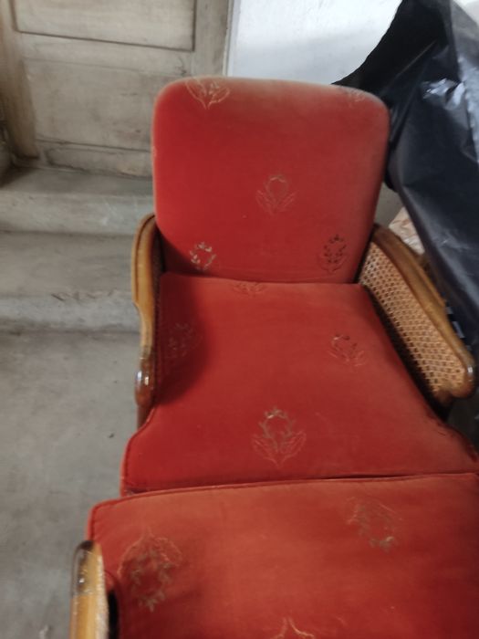 Par de poltronas antigas  impecaveis