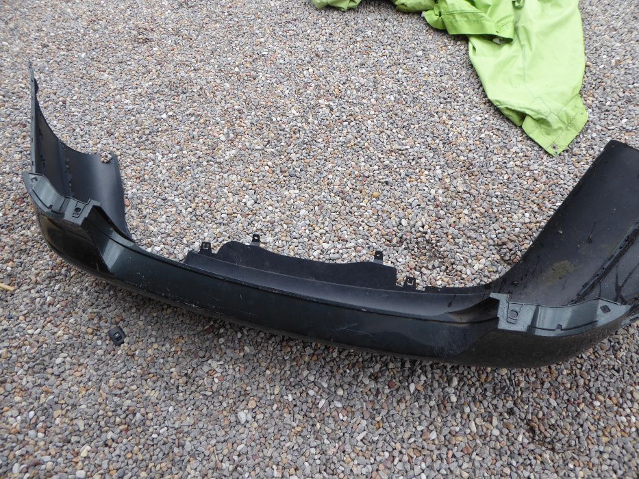 zderzak tył tylny Vw passat b6 parkotronik sedan