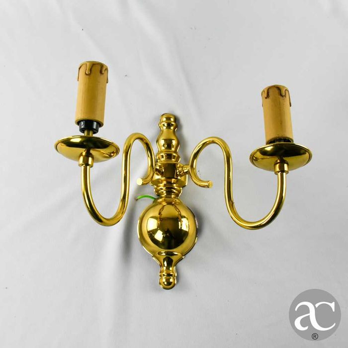 Par apliques parede de 2 lumes metal dourado, meados do séc. XX nº 2