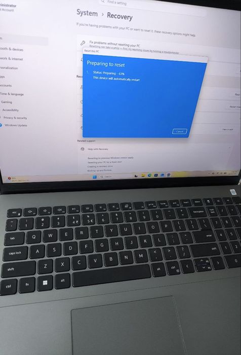 DELL Vostro 5620