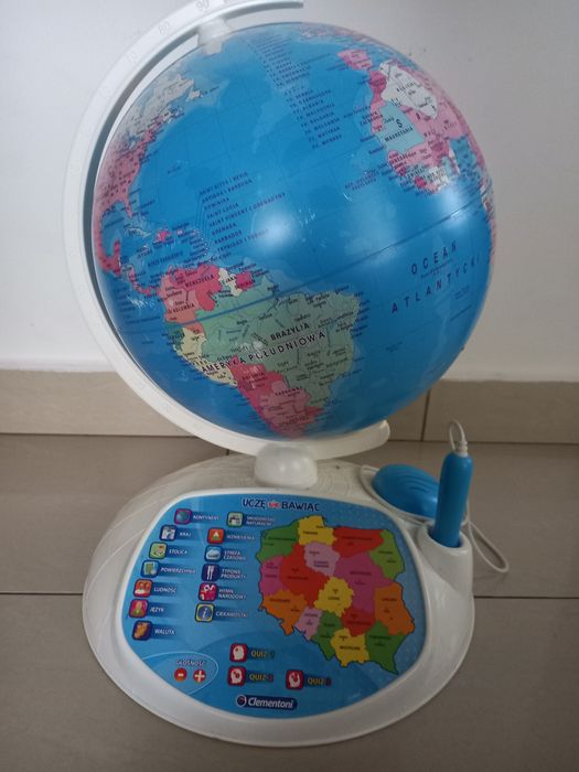 Globus interaktywny Clementoni