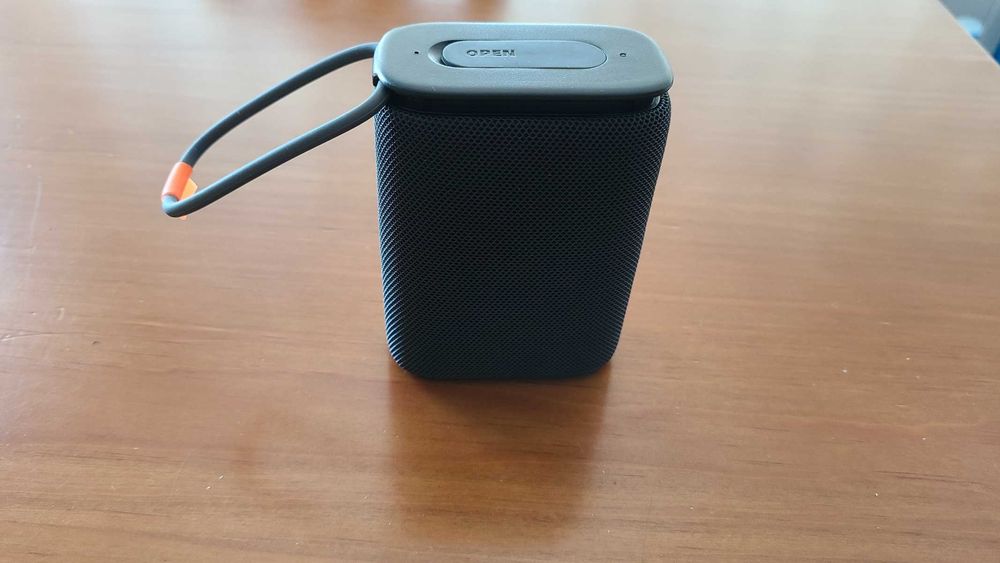 Coluna á prova de água IPX7