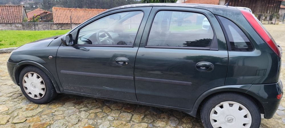 Opel Corsa C 1.0 2002 ** AVARIADO **