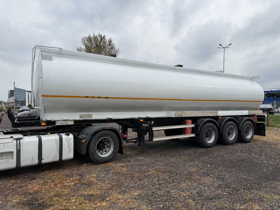 Продаж бензовоза