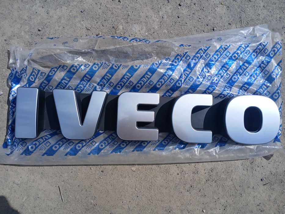 Napis logo emblemat IVECO STRALIS