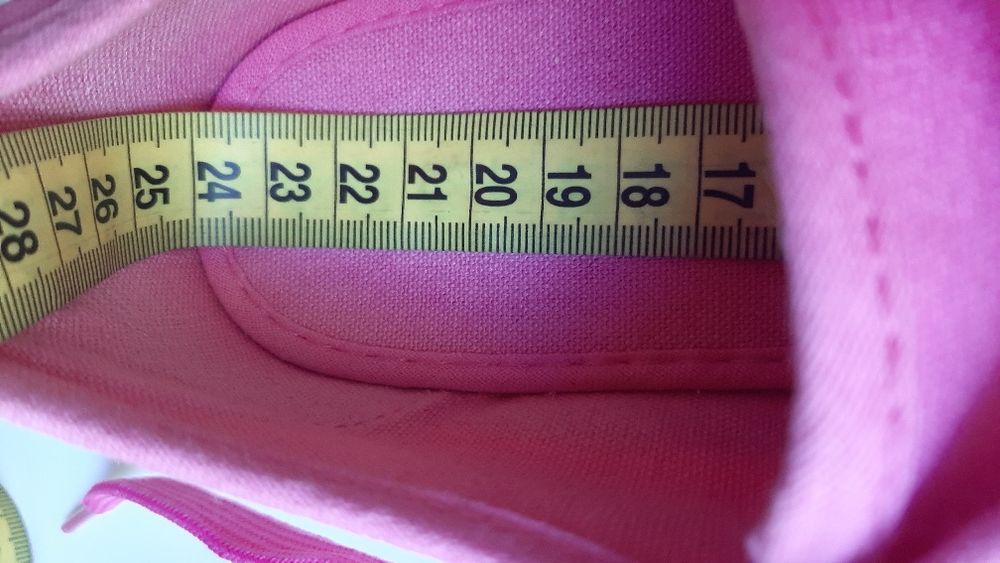 Літні жіночі мокасини