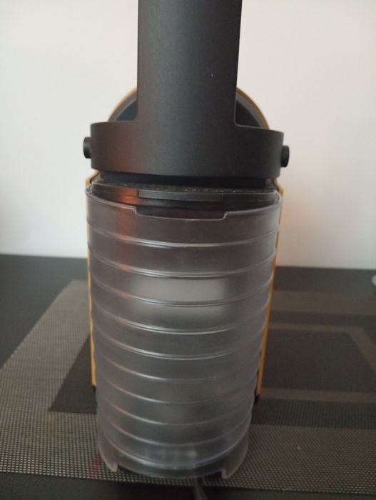 Maquina de café Nexpresso	pingo doce em perfeitas condições*