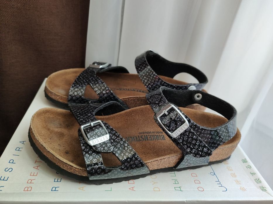 Босоніжки для дівчинки Birkenstock