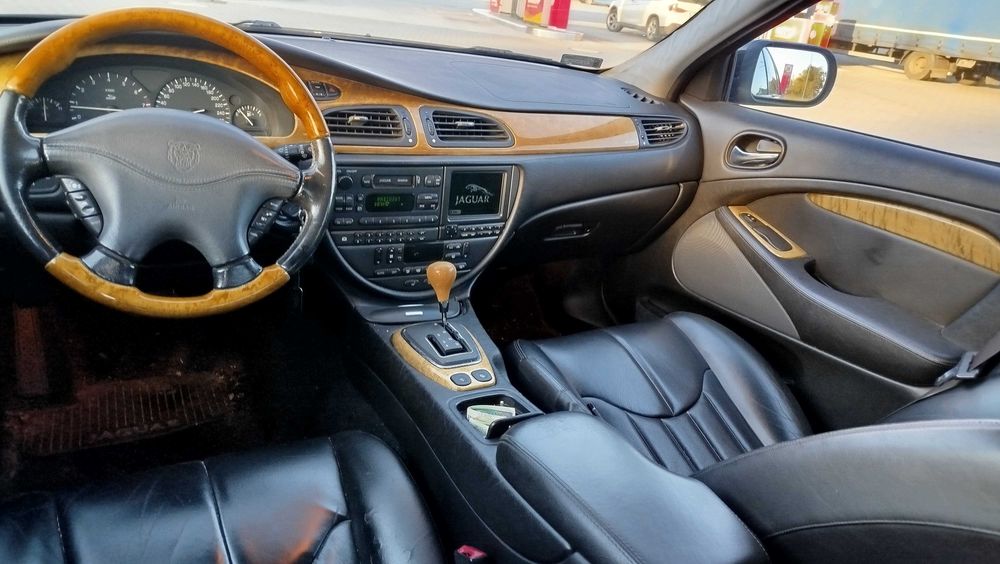 Jaguar S type 4.0 V8 - nie "obserwować "