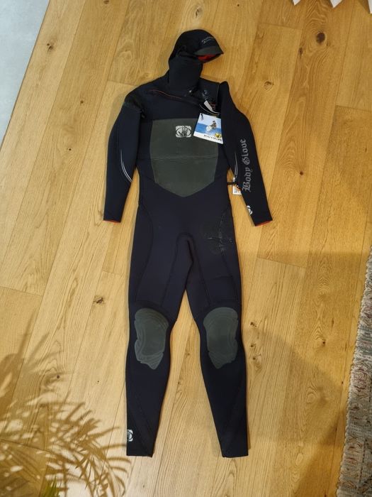 Fato Surf BodyGlove 5/4/3 com gorro NOVO!!! Tamanho MS