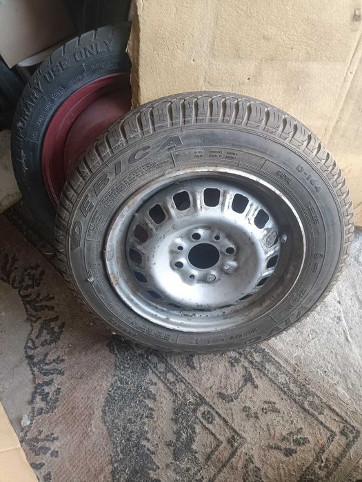 4 ładne KOŁA oryginalne do FIATA UNO 13CALI I NOWY ZAPAS.