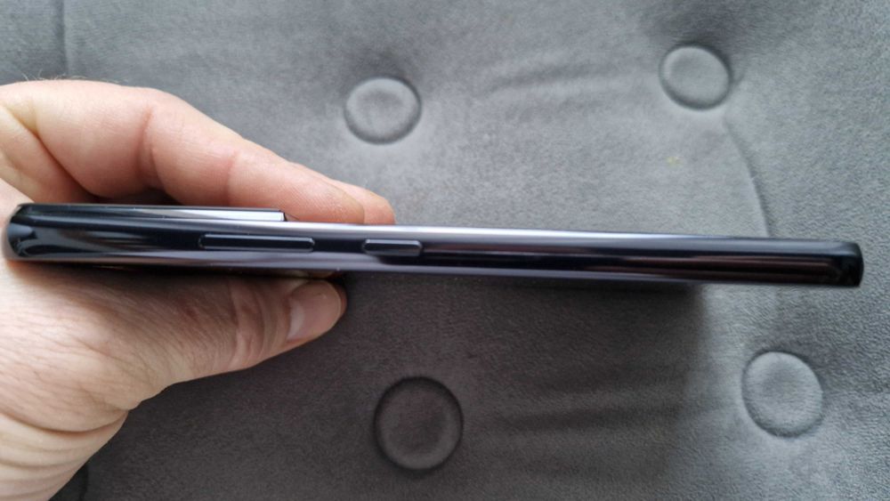 Samsung S22 128GB stan idealny, bez rys, phantom black