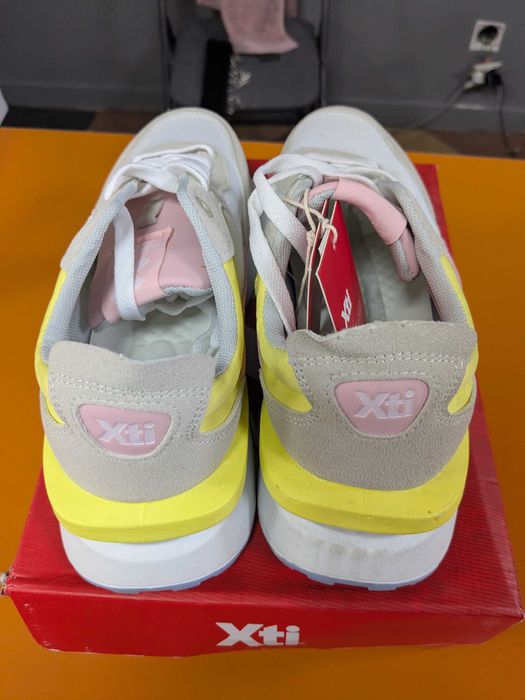 Xti Sneakersy  buty sportowe rozm. 40